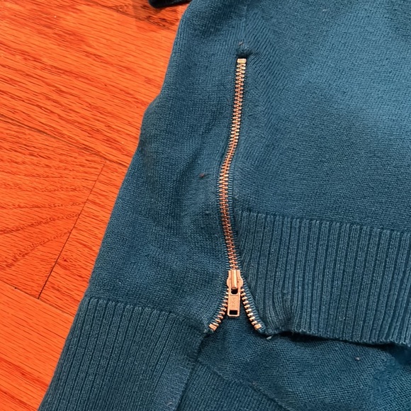 Express sweater - Picture 2 of 4